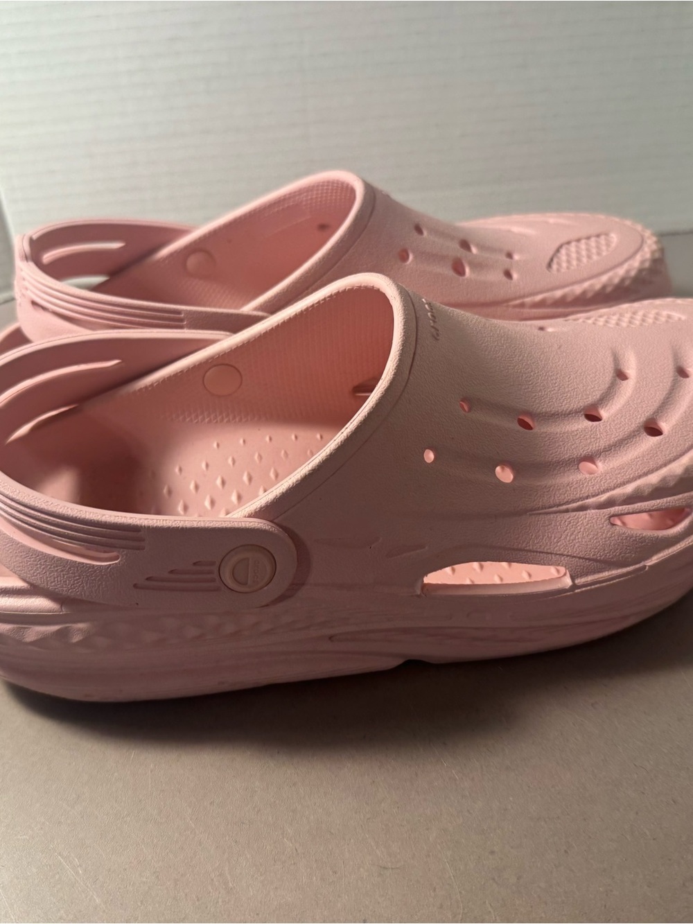 CROCS Grid Clog in Light Pink - Picture 6 of 9
